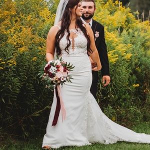 Essense of Australia wedding dress d2835